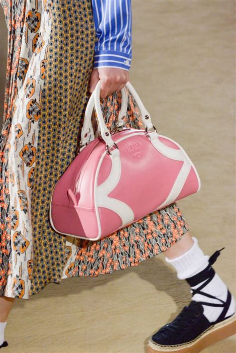 prada handbags fall 2022.